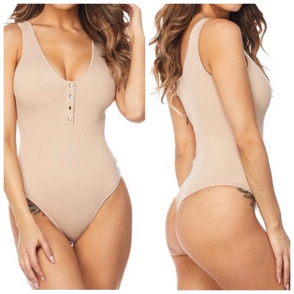 Latte Snap Button Bodysuit (S,M) - Picture 5 of 7